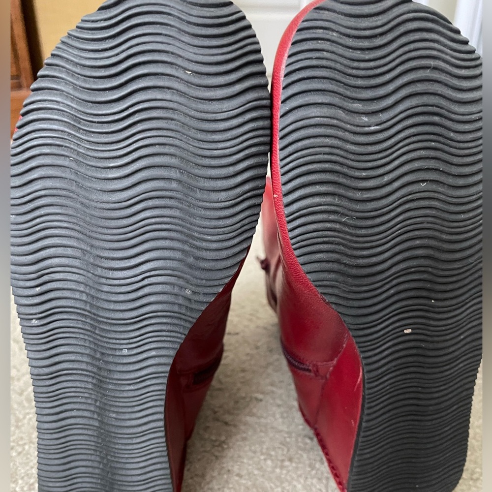 Red Leather wedge ankle boots - Picture 3 of 5